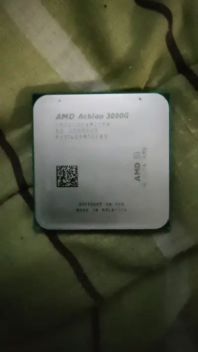 Procesador AMD Athlon 3000G para PC - miniatura 1