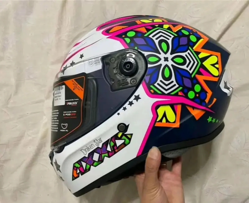 Casco de moto Axxis Draken Star con diseño colorido - 3