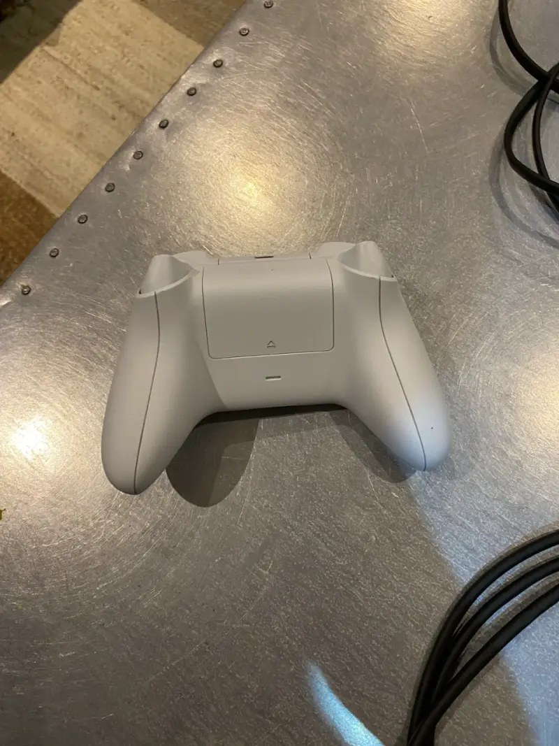 Xbox series S más 2 controles - 1