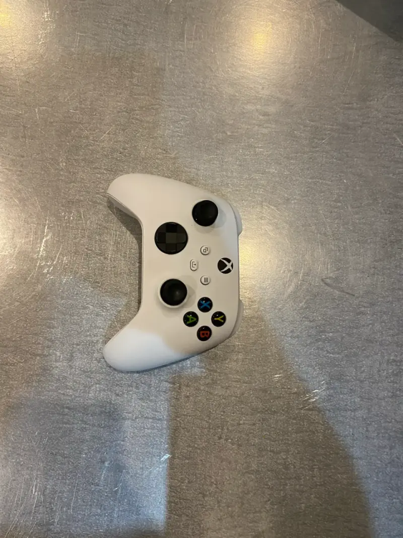 Xbox series S más 2 controles - 2