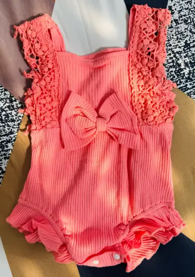 Conjunto de Disfraces para Bebé Rosa y Abeja - miniatura 2