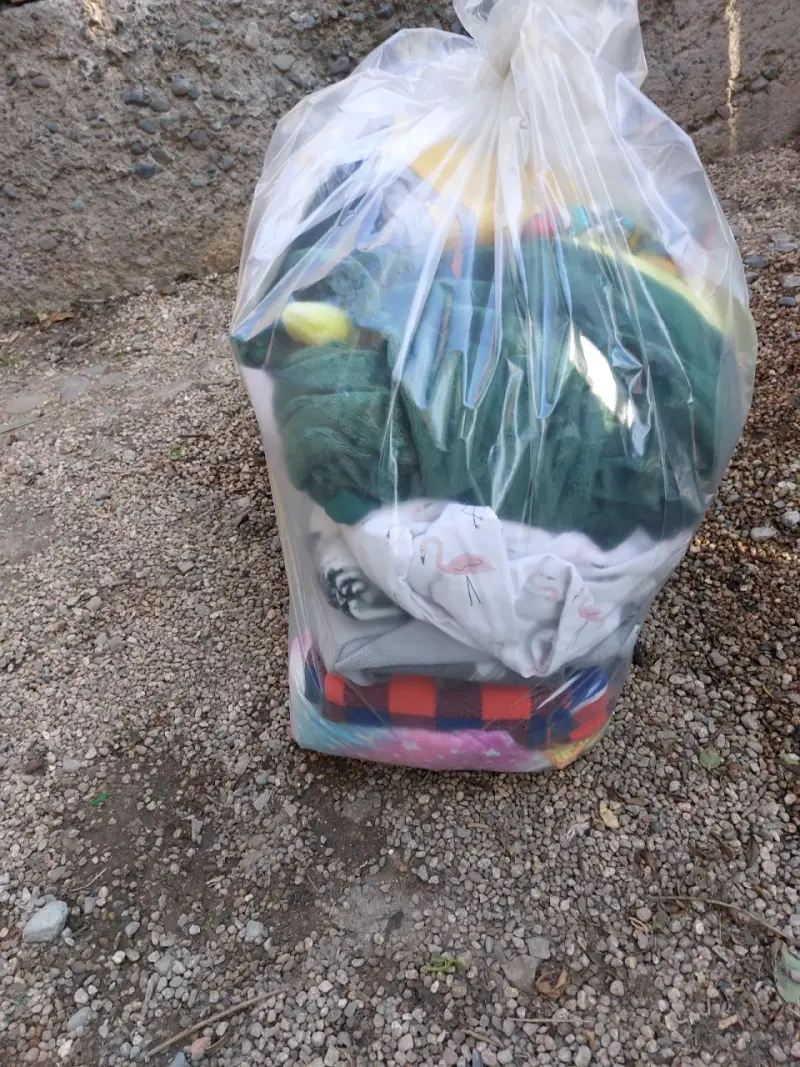 Lote de ropa infantil variada en buen estado - 3