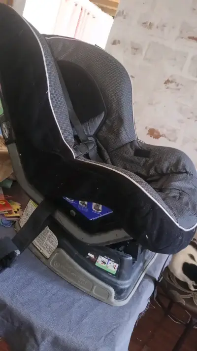 Silla de Auto para Bebé Britax Negra - miniatura 1