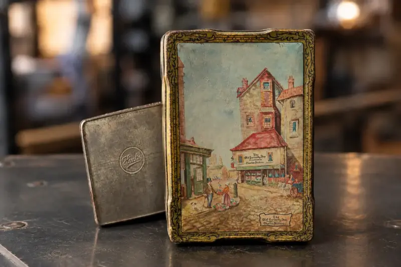 Caja de lata HUCKE "The Old Curiosity Shop" - 1