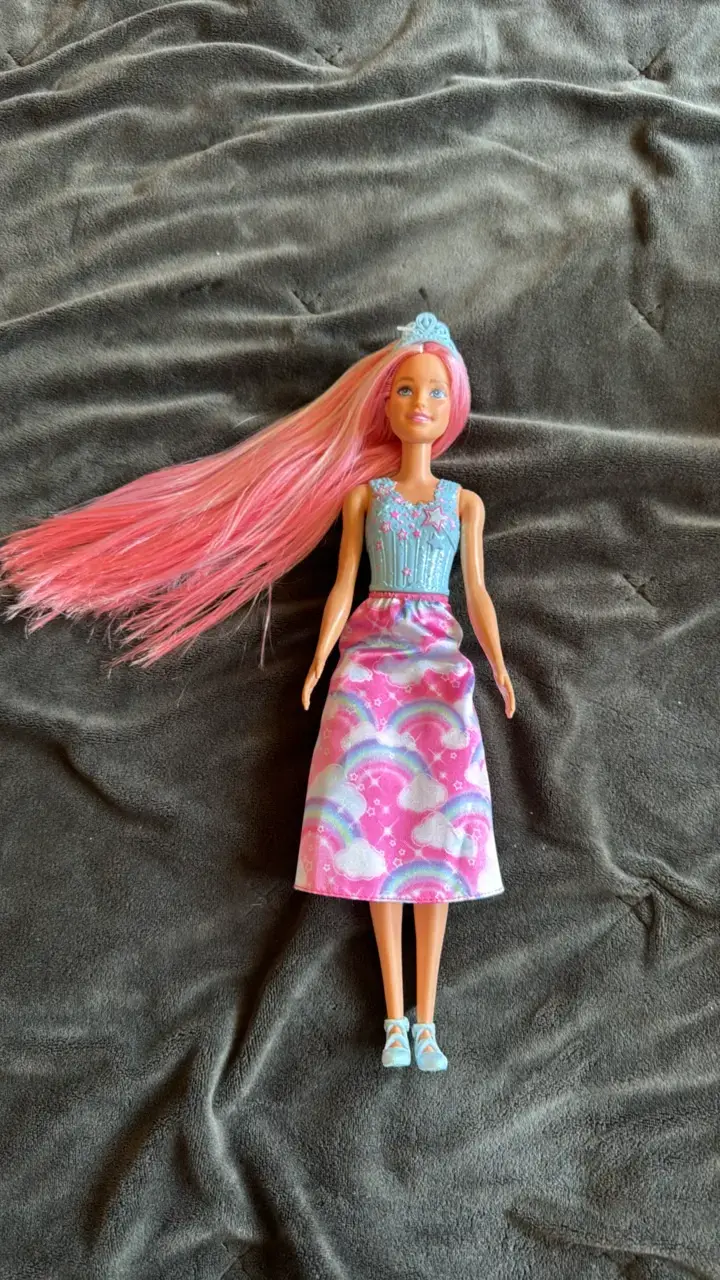 Muñecas Barbie sirena y princesa con cabello rosa - 3