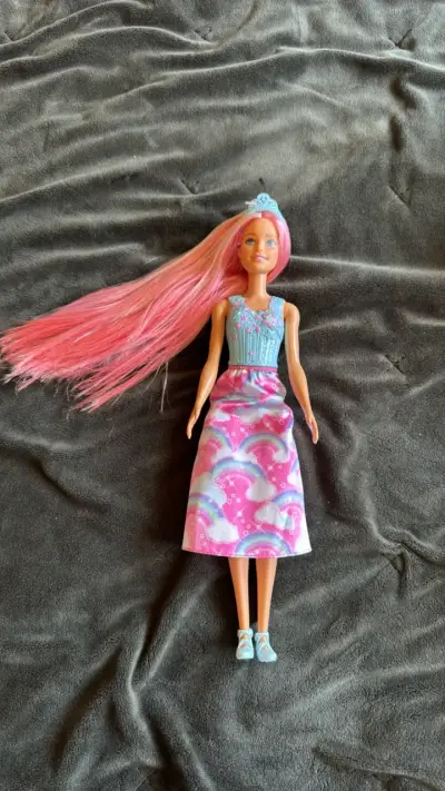 Muñecas Barbie sirena y princesa con cabello rosa - miniatura 3