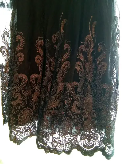 Vestido de encaje negro elegante - miniatura 5