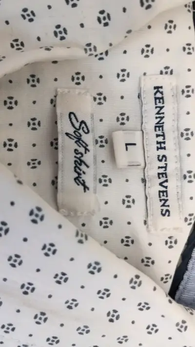 Camisa blanca estampada Kenneth Stevens talla L - miniatura 2