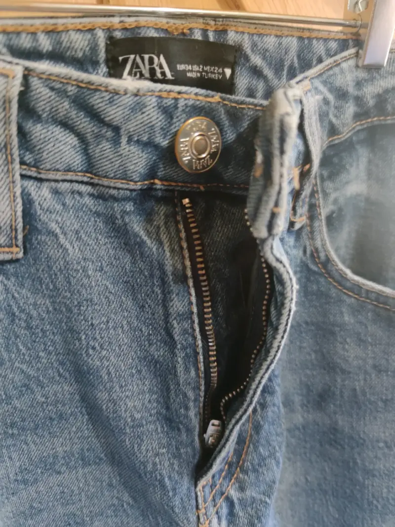 Jeans de mezclilla azul Zara para mujer 34 recto - 3
