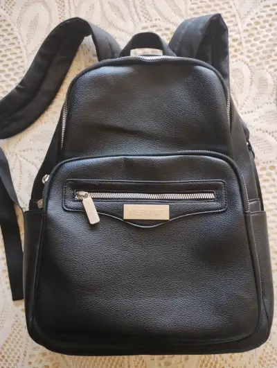 Mochila negra de cuero sintético Mermaid - miniatura 1