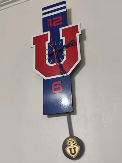 Reloj de pared Universidad de Chile con péndulo - miniatura 5