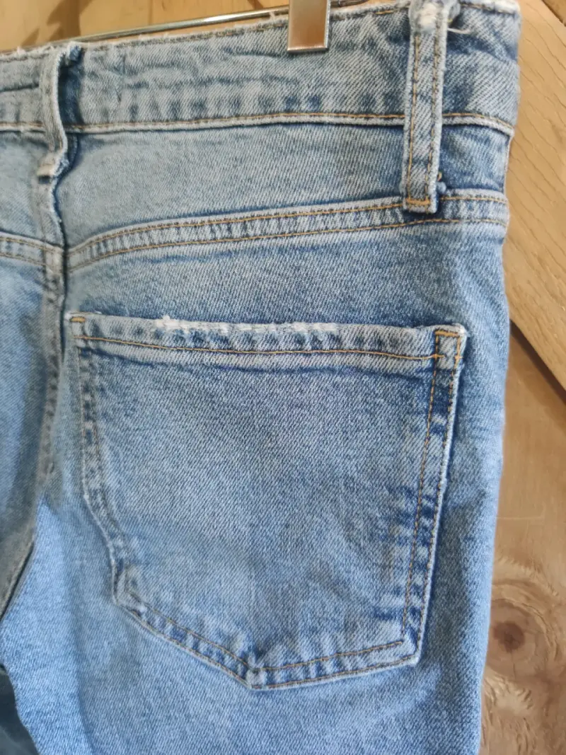 Jeans de mezclilla azul claro Zara para mujer 34 - 5