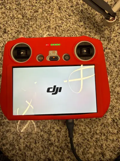 Drone DJI Mini 3 Pro con Control Remoto - miniatura 5