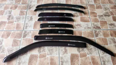 Set de deflectores de viento para autos Volkswagen y Mercedes - miniatura 1