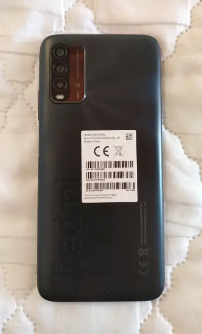 Smartphone Xiaomi Redmi 9T (solo mica dañada) - miniatura 2