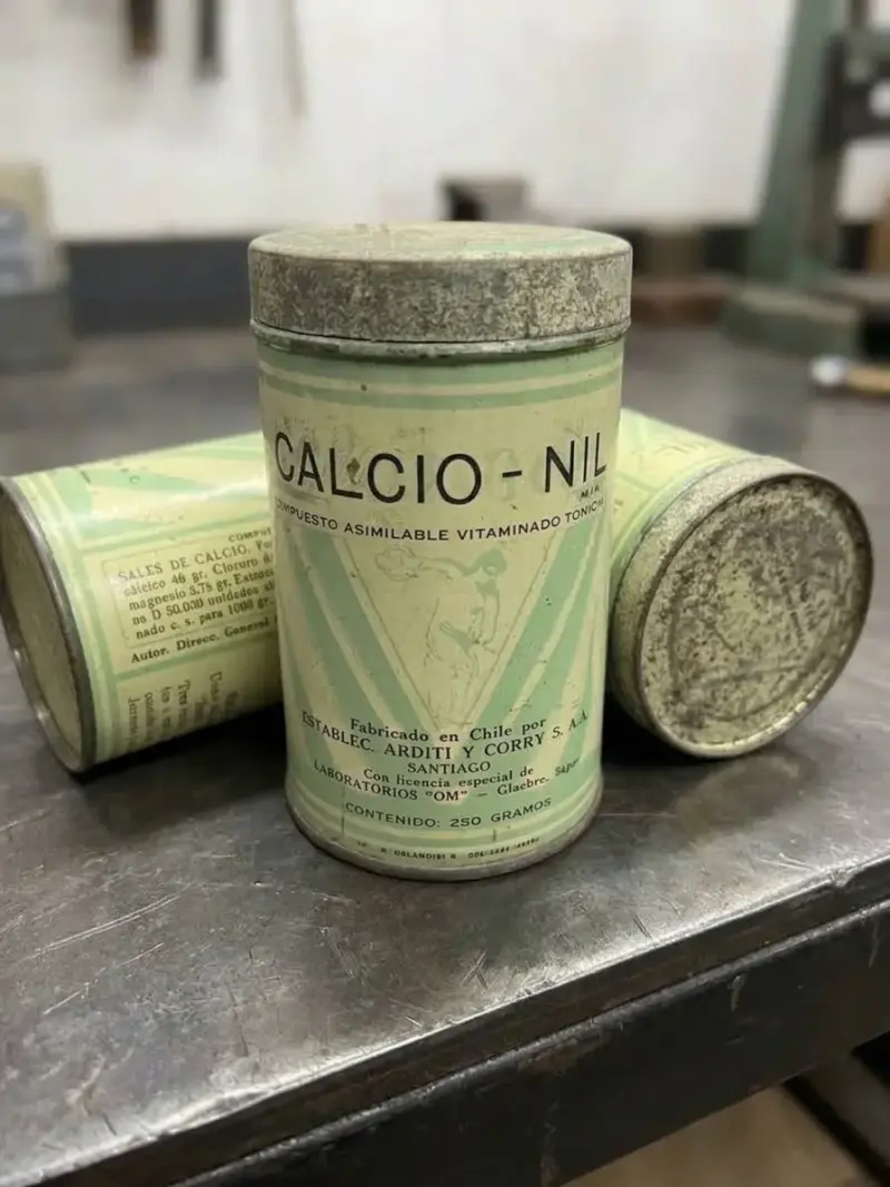 Lata antigua de Calcio-Nil 250g - 1