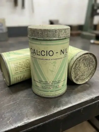 Lata antigua de Calcio-Nil 250g - miniatura 1