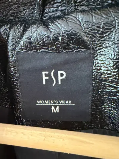 Chaqueta de cuero sintético negra FSP para mujer - miniatura 2