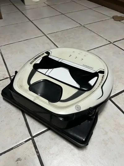Aspiradora Robot Samsung Stormtrooper Edición Especial - miniatura 1