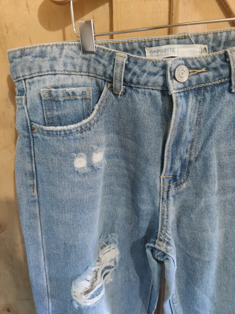 Jeans de mezclilla rasgados para mujer Opposite 36 - 2