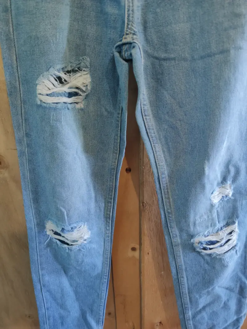 Jeans de mezclilla rasgados para mujer Opposite 36 - 4