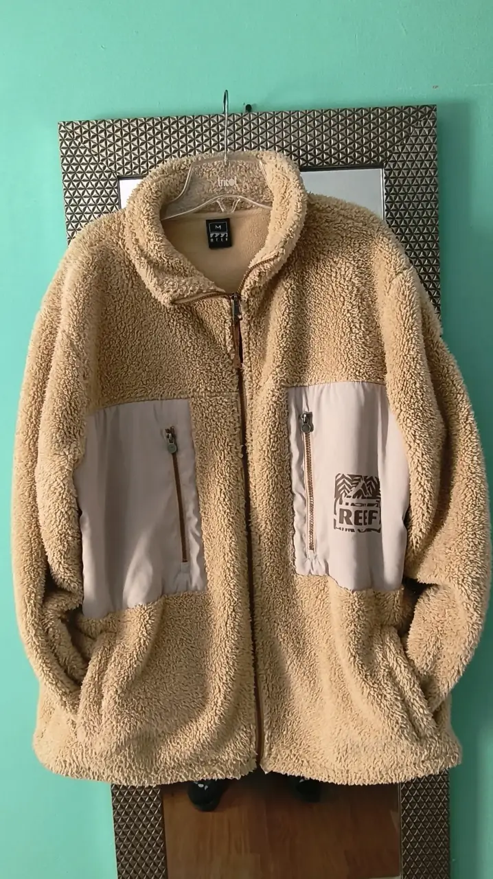 Chaqueta de Polar marca Reef Talla L - 2