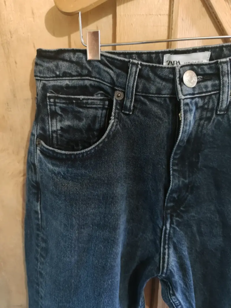 Jeans de mezclilla negro para mujer Zara talla 36 - 2