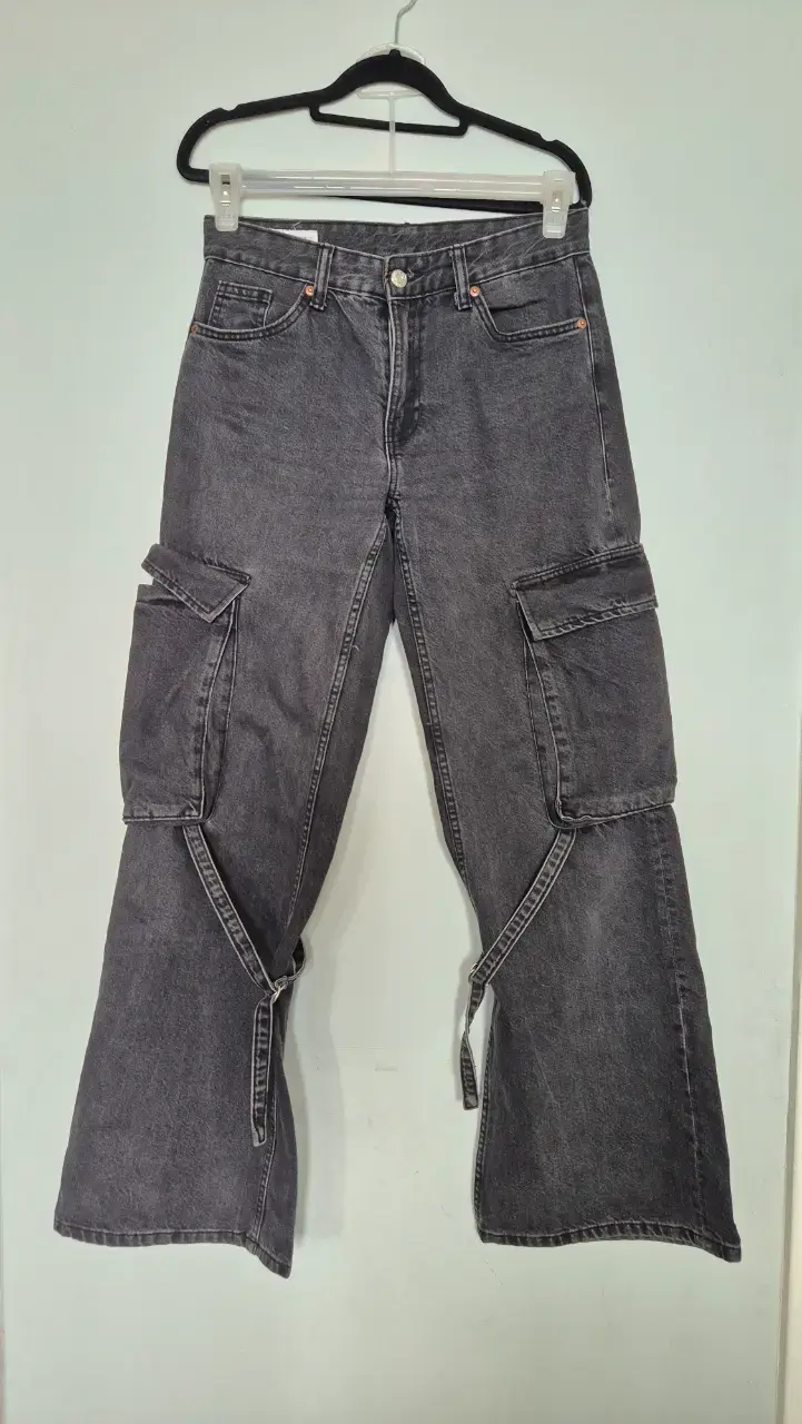 Jeans cargo gris Zara, EUR 34 - 1