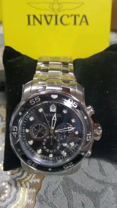 Reloj Invicta de acero inoxidable para hombre - miniatura 1