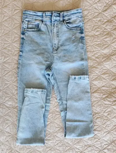 Jeans skinny Stradivarius talla 32 - miniatura 3