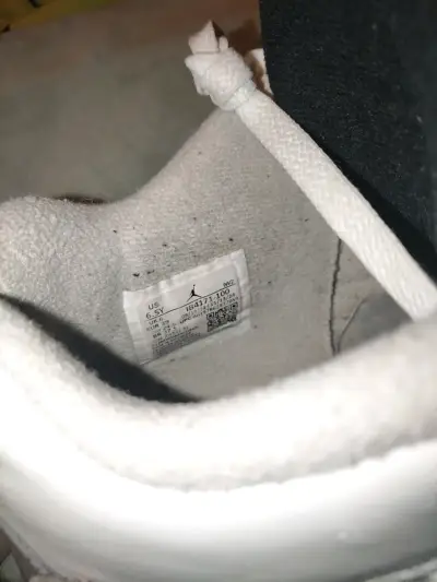 Zapatillas Nike Air Jordan retro 4 White cement - miniatura 3