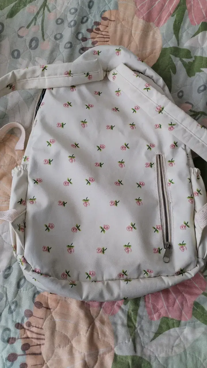 Mochila blanca con estampado floral - 2