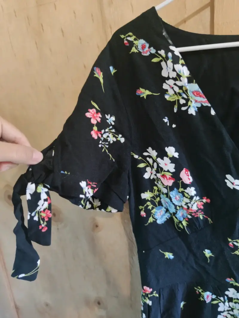 Vestido largo floral negro con botones talla XS - 2