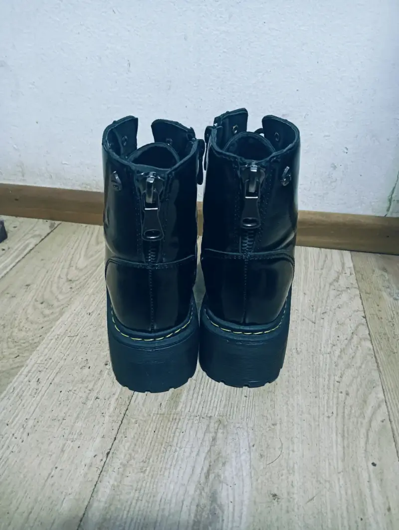 Botines de charol negro con plataforma - 3