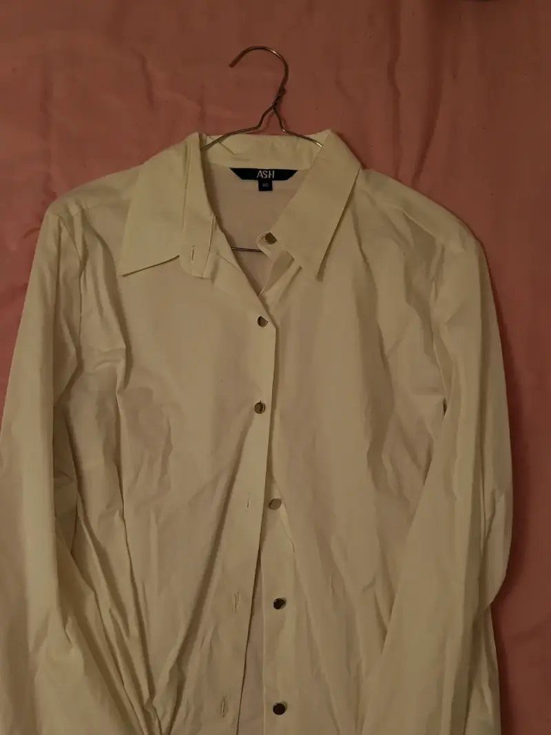 Blusa blanca de mujer marca Ash