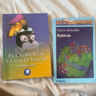 2Libros infantiles 'El Crimen de la Calle Bambi' y - miniatura 1