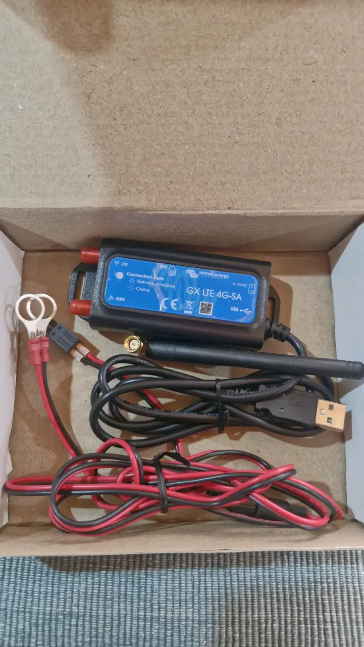Módem GX LTE 4G-SA Victron Energy con cables