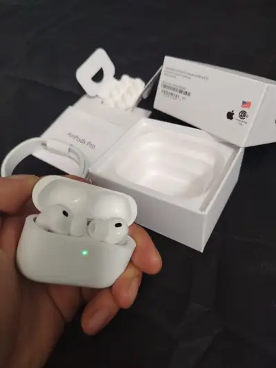 Apple AirPods Pro 3 estuche de carga inalámbrica - miniatura 1