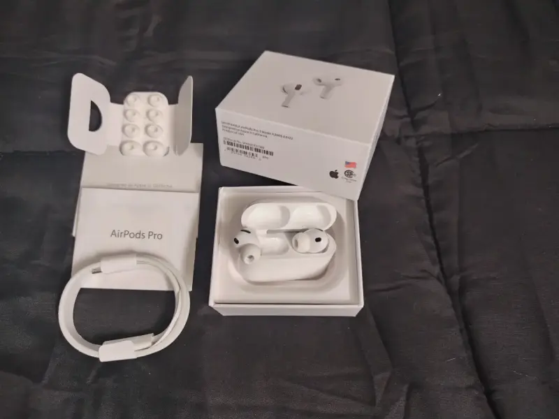 Apple AirPods Pro 3 estuche de carga inalámbrica - 3