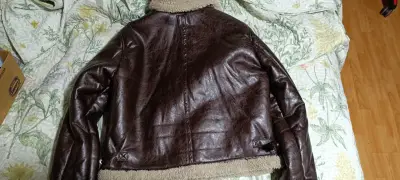 Chaqueta de cuero marrón con forro de lana - miniatura 4