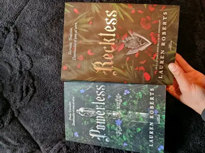 Pack de libros Reckless y Powerless de Lauren Roberts - miniatura 1