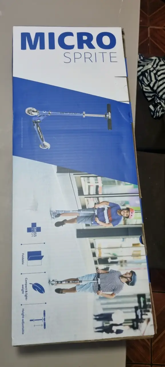 Scooter Micro Sprite Azul Plegable con Luces LED - 1