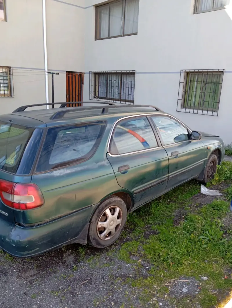 Auto Suzuki Baleno usado precio conversable - 3