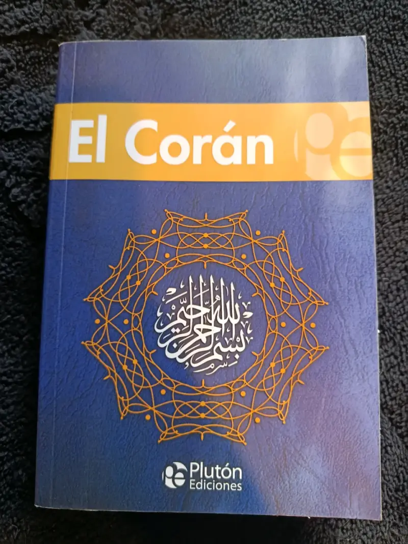 Libro El Corán Edición Plutón - 1