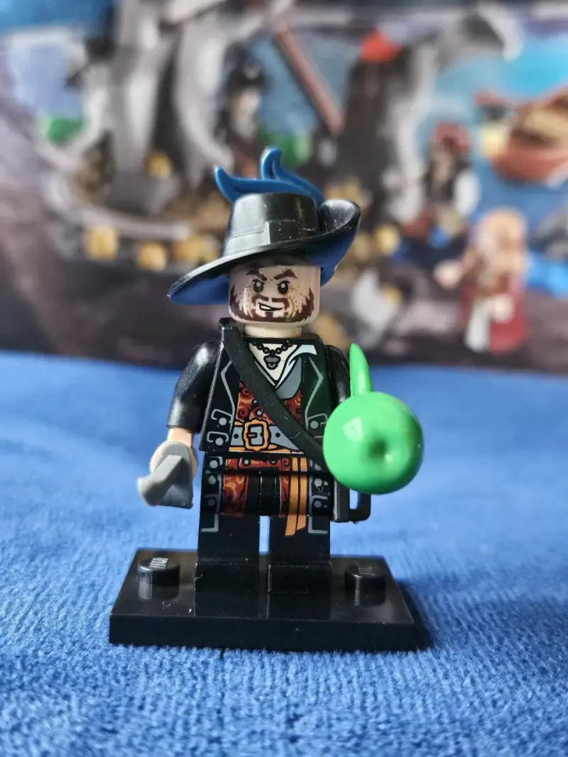 Set LEGO Piratas del Caribe Isla de la Muerte 4181 - 3