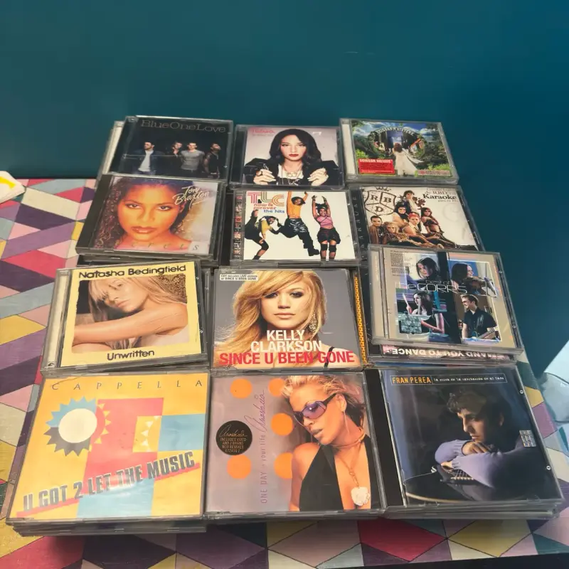 CDs de música pop y R&B - 5