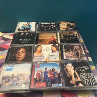 CDs de música pop y R&B - miniatura 6