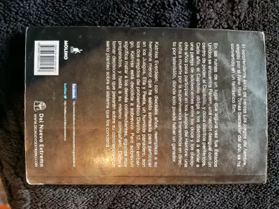 Libro Los Juegos del Hambre de Suzanne Collins - miniatura 2