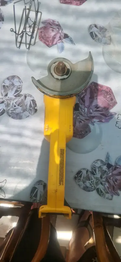 Esmeriladora angular inalámbrica DeWalt 20V - miniatura 3