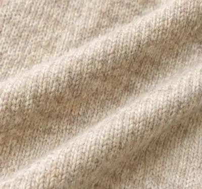 Vestido de punto beige Ever.me con cuello alto - miniatura 2